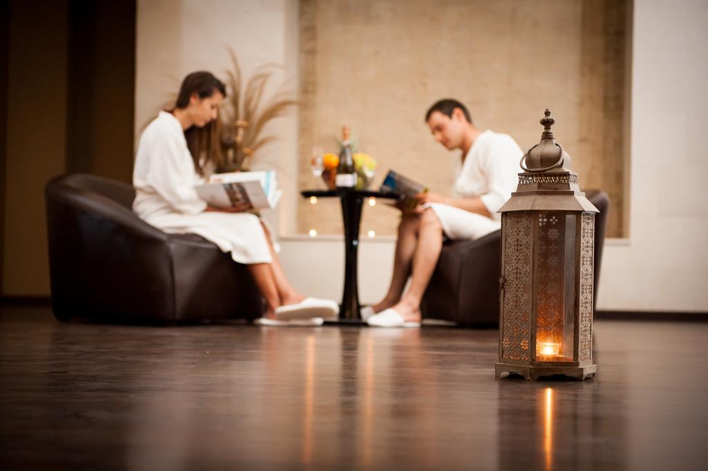 فندق لايتهاوس غولف وسبا بالشيك المظهر الخارجي الصورة A spa in Prague
