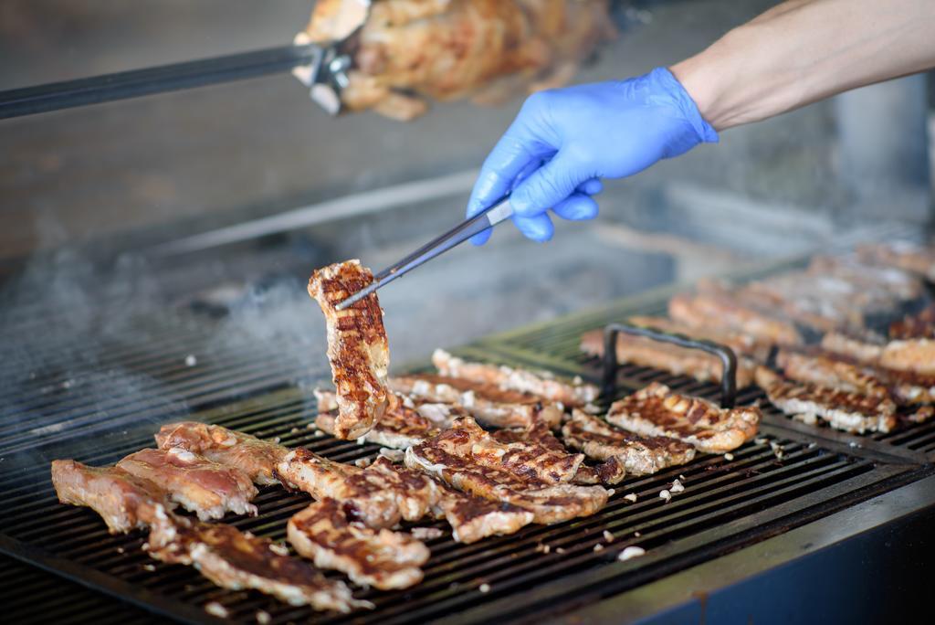 فندق لايتهاوس غولف وسبا بالشيك المظهر الخارجي الصورة Preparation of souvla