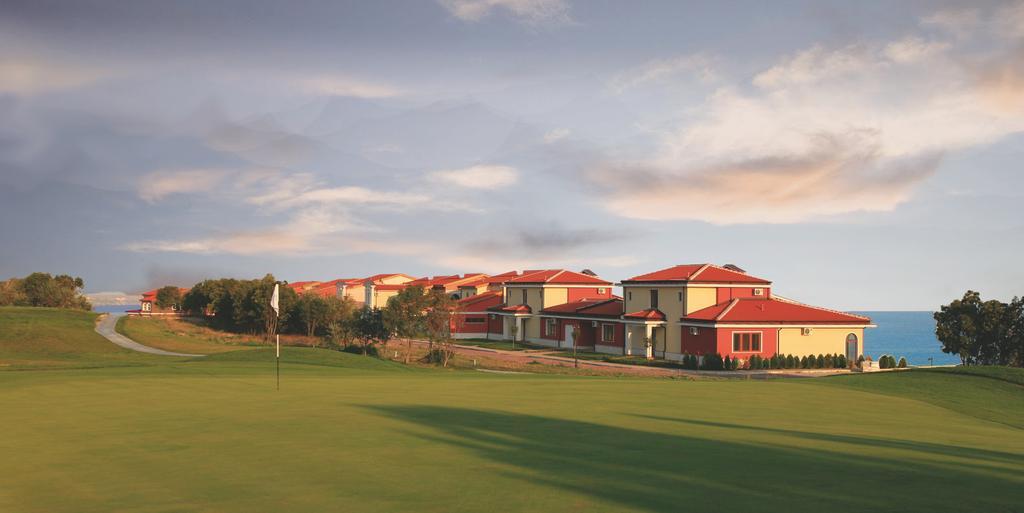 فندق لايتهاوس غولف وسبا بالشيك المظهر الخارجي الصورة The clubhouse at the 2004 European Masters