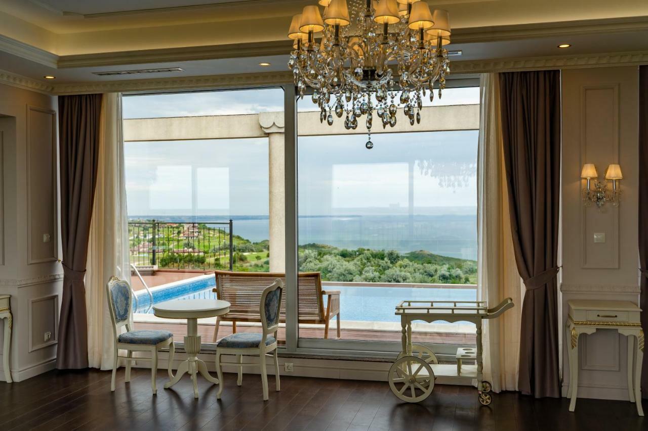 فندق لايتهاوس غولف وسبا بالشيك المظهر الخارجي الصورة A room at the hotel